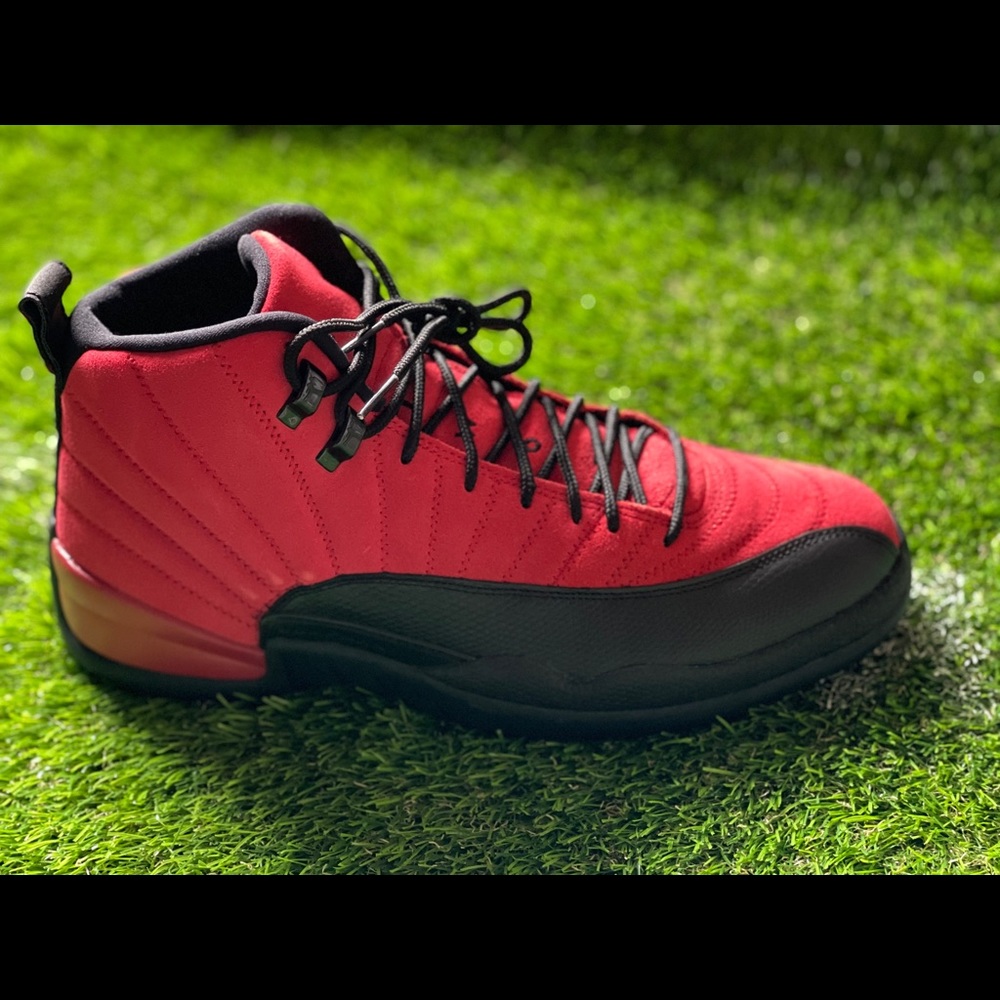 Air Jordans “Reverse Flu Games”